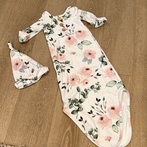 Caden Lane Millie’s dusty rose garden Baby Gown and Hat Set - Pink and White